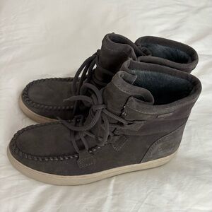 Cougar Fabiola boots gray Suede Women’s 9 Lace-up